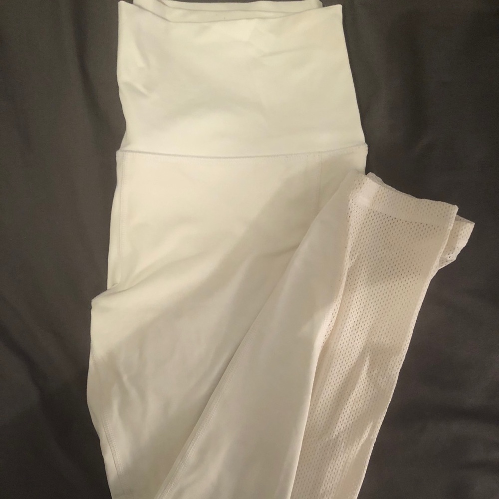 White Arie American Eagle leggings